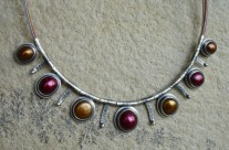 Cormallen – naszyjnik z barokowymi perłami